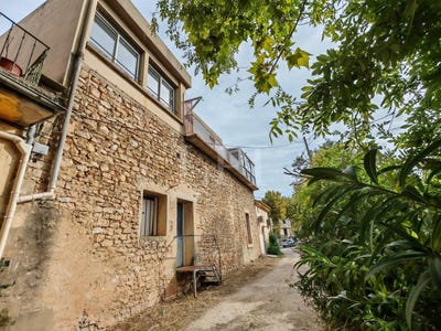 /international/fr/apt-provence-alpes-cote-d-azur-310108453076/