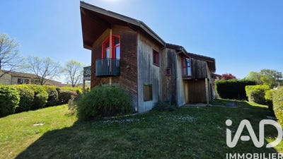 /international/fr/riom-auvergne-310107358096/