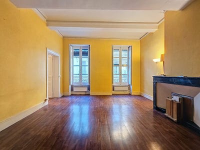/international/fr/avignon-provence-alpes-cote-d-azur-310108553873/