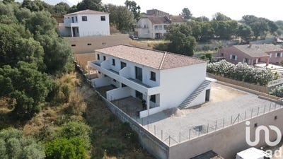 /international/fr/ajaccio-corsica-310098795501/