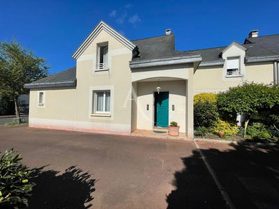 /international/fr/angers-pays-de-la-loire-310108776115/