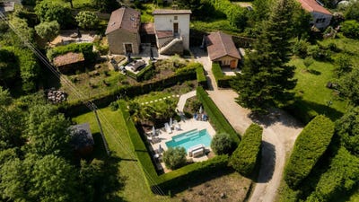 /international/fr/sarlat-la-caneda-aquitaine-310108652358/