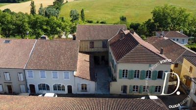 /international/fr/bassoues-midi-pyrenees-310100174115/
