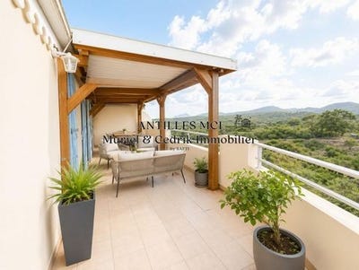 /international/fr/sainte-luce-rhone-310108634537/