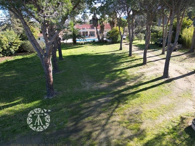 /international/fr/laroque-des-alberes-languedoc-roussillon-310106836020/