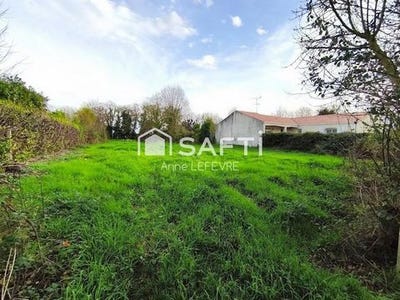 /international/fr/le-vanneau-irleau-charente-310099810459/