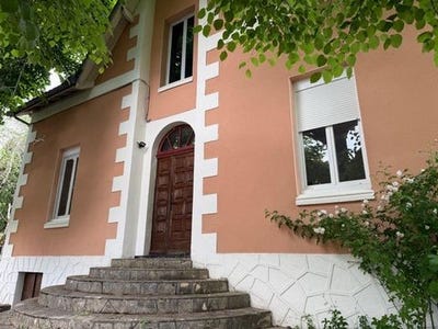 /international/fr/monflanquin-aquitaine-310108136489/