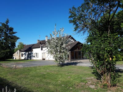 /international/fr/les-ormes-charente-310099229057/