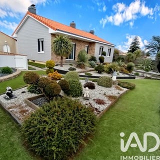 /international/fr/chaumes-en-retz-pays-de-la-loire-310106512174/
