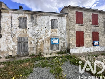 /international/fr/courcon-charente-310107091088/