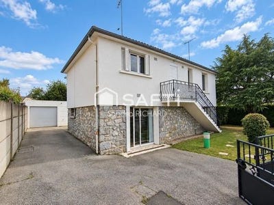 /international/fr/chateaubriant-pays-de-la-loire-310110053982/