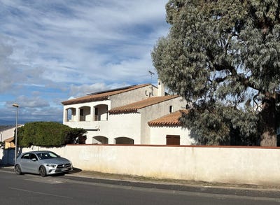 /international/fr/boujan-sur-libron-languedoc-roussillon-310107949322/