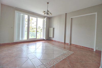 /international/fr/verneuil-sur-seine-ile-de-france-310101182193/