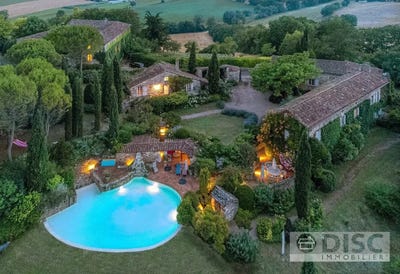 /international/fr/cordes-sur-ciel-midi-pyrenees-310102590348/