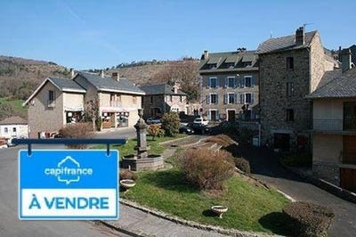 /international/fr/st-nectaire-auvergne-310100461191/