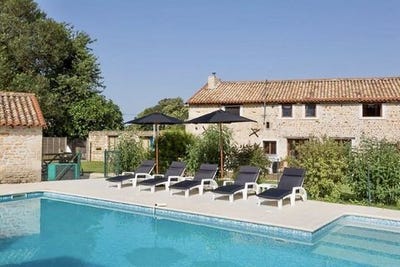 /international/fr/les-alleuds-charente-310102910877/