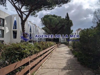 /international/fr/la-grande-motte-centre-val-de-loire-120088752002/