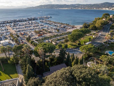/international/fr/cap-d-antibes-hh-15628626-antibes-provence-alpes-cote-d-azur-310100959802/