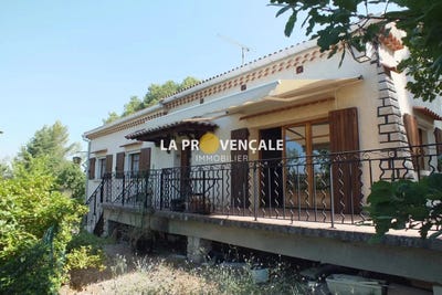 /international/fr/fuveau-provence-alpes-cote-d-azur-310100828639/