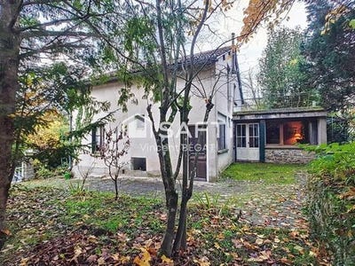 /international/fr/montigny-sur-loing-ile-de-france-120096654611/