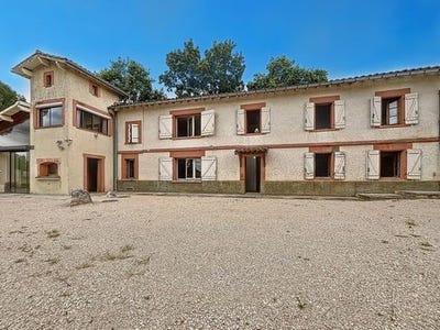 /international/fr/poucharramet-midi-pyrenees-310101383859/?lang=en