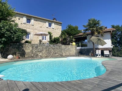 /international/fr/castera-verduzan-midi-pyrenees-310101110937/?lang=pt