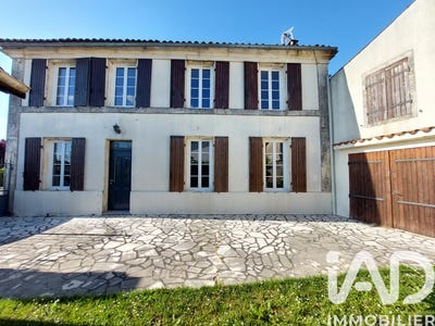 /international/fr/cherves-richemont-charente-310108210076/