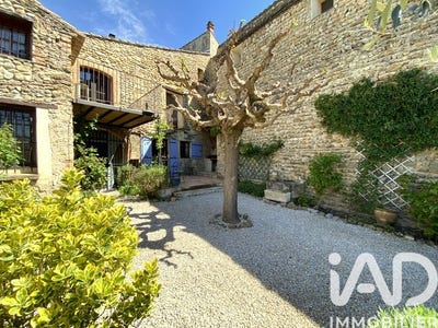 /international/fr/saint-roman-de-malegarde-provence-alpes-cote-d-azur-310105188181/