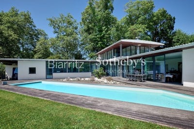 /international/fr/biarritz-aquitaine-310108456608/