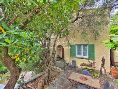 /international/fr/ville-di-pietrabugno-corsica-310100760225/