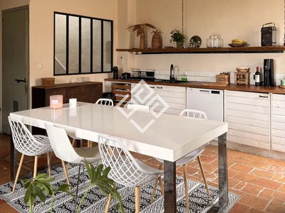 /international/fr/narbonne-languedoc-roussillon-310108529571/