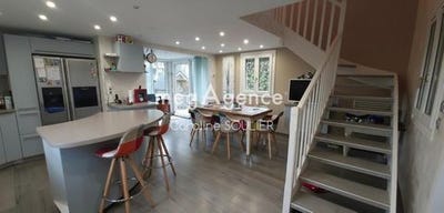/international/fr/lugrin-rhone-310108898247/