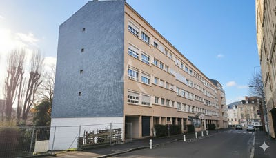 /international/fr/laval-pays-de-la-loire-310106412986/