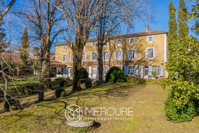 /international/fr/roquecourbe-midi-pyrenees-310106158298/