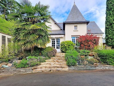 /international/fr/montreuil-juigne-pays-de-la-loire-310107359070/