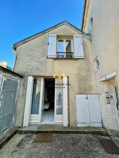 /international/fr/coye-la-foret-picardie-310106189605/
