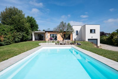/international/fr/naucelle-midi-pyrenees-310108995825/?lang=it