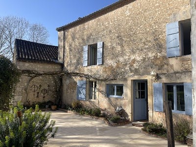 /international/fr/champcevinel-aquitaine-310106577635/