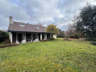 /international/fr/saint-nom-la-breteche-ile-de-france-310105775452/