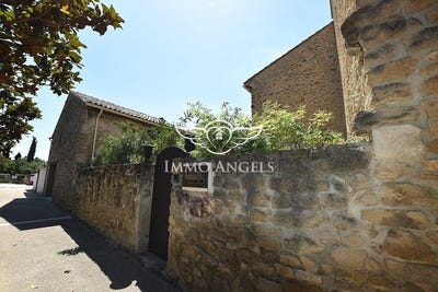 /international/fr/sainte-cecile-les-vignes-provence-alpes-cote-d-azur-310119673144/
