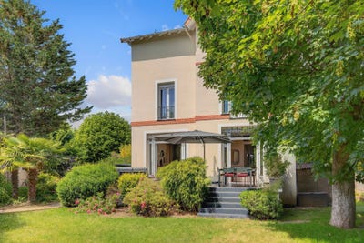 /international/fr/chatou-ile-de-france-310108777981/