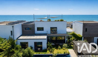 /international/fr/la-rochelle-charente-310107793787/