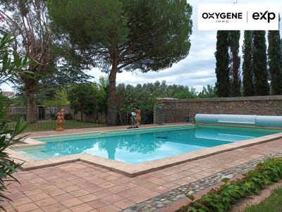 /international/fr/pollestres-languedoc-roussillon-310107887819/