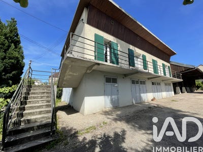 /international/fr/joigny-burgundy-310108306098/