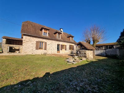 /international/fr/sarlande-aquitaine-310106068248/