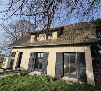 /international/fr/routot-upper-normandy-310105820914/