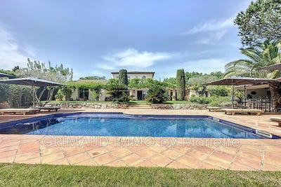 /international/fr/grimaud-provence-alpes-cote-d-azur-310101252411/
