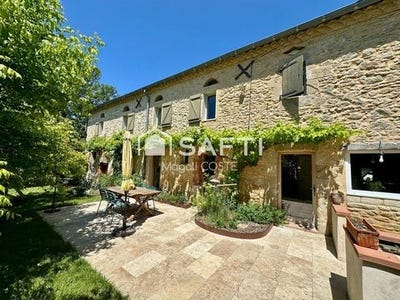 /international/fr/prades-midi-pyrenees-310109228033/