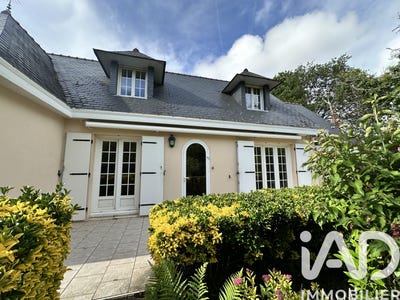 /international/fr/clohars-carnoet-brittany-310106744135/