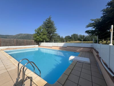 /international/fr/serralongue-languedoc-roussillon-310105210836/